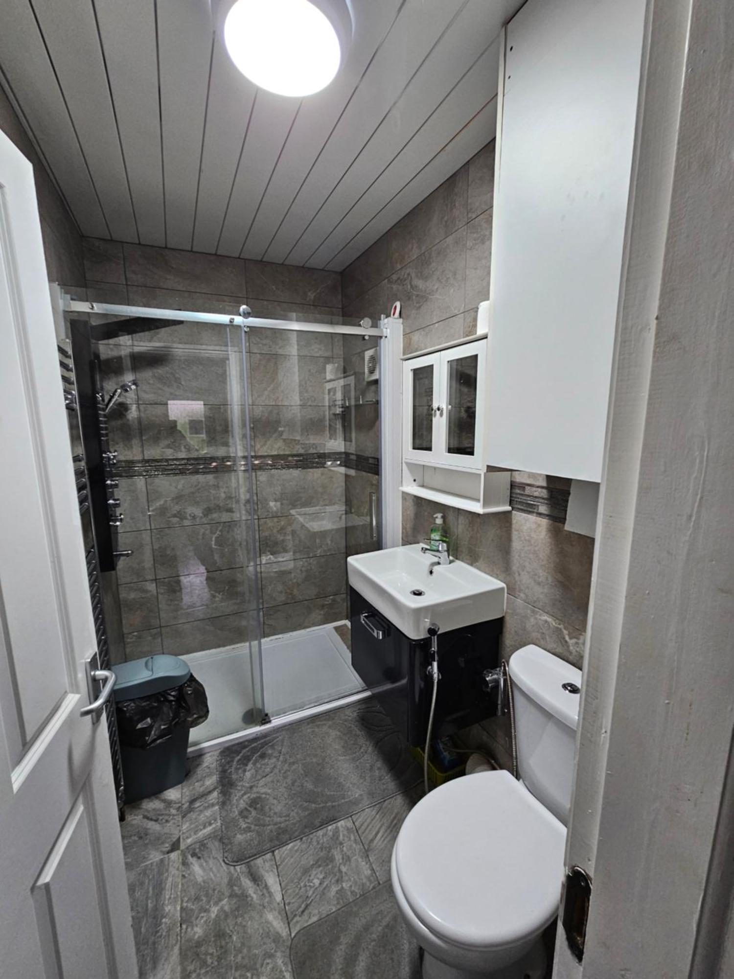 Monyhull Homestay - Near City Centre Kingsheath Nia Nec Bhx Бирмингам Екстериор снимка