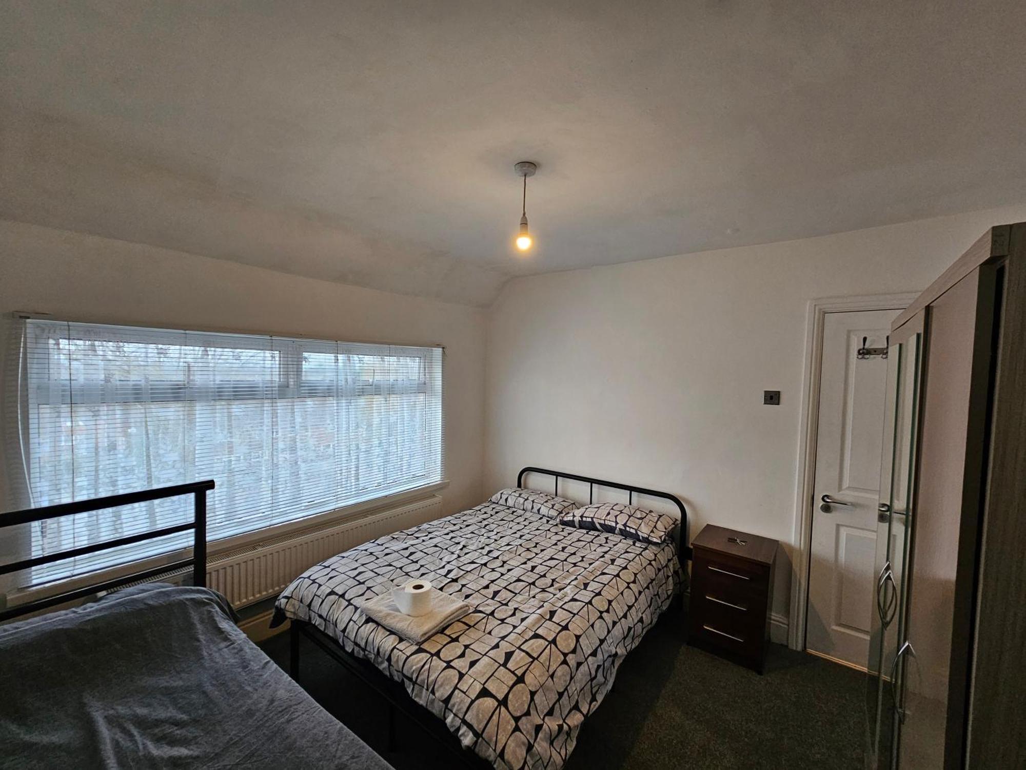 Monyhull Homestay - Near City Centre Kingsheath Nia Nec Bhx Бирмингам Екстериор снимка