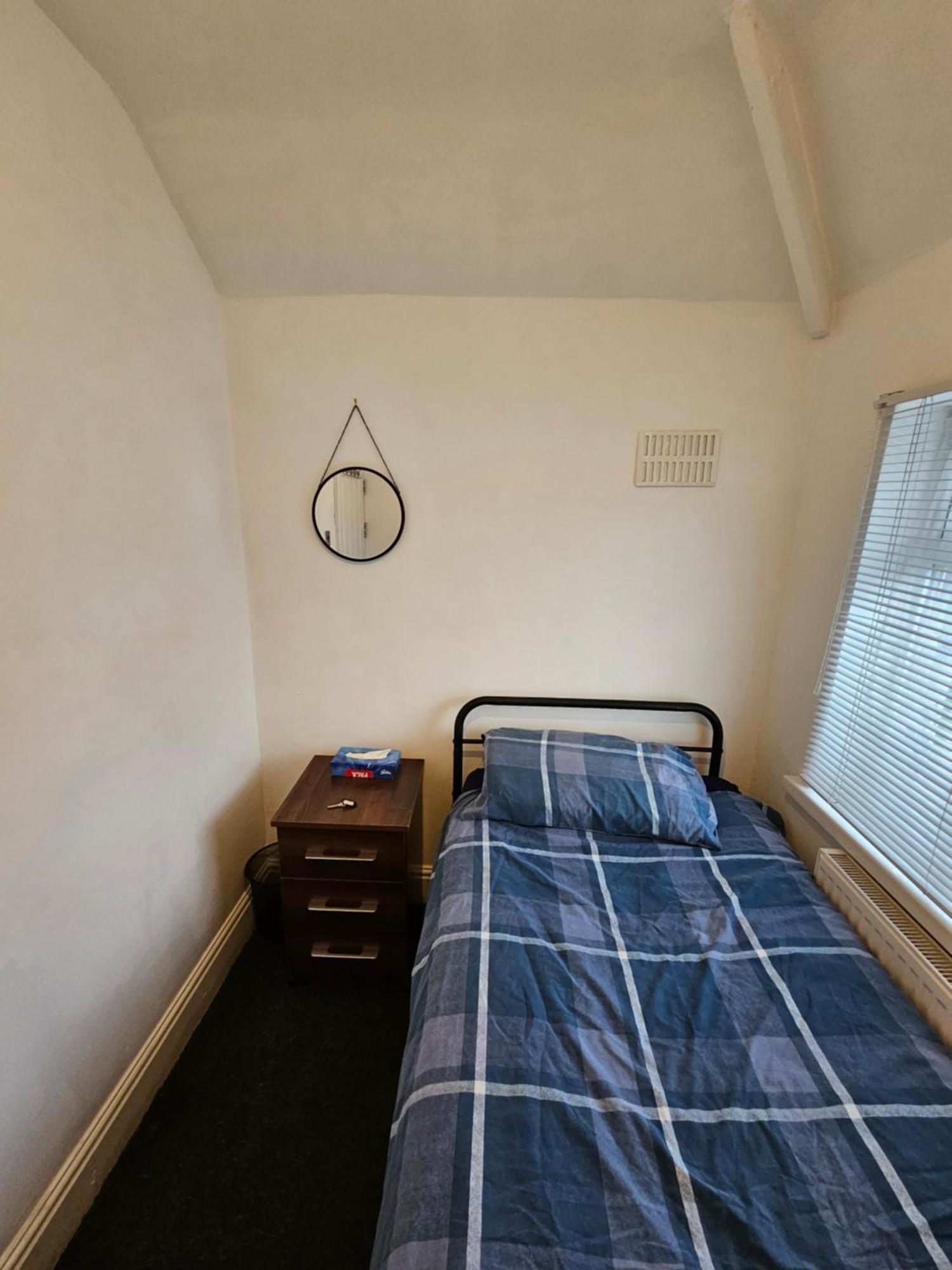Monyhull Homestay - Near City Centre Kingsheath Nia Nec Bhx Бирмингам Екстериор снимка